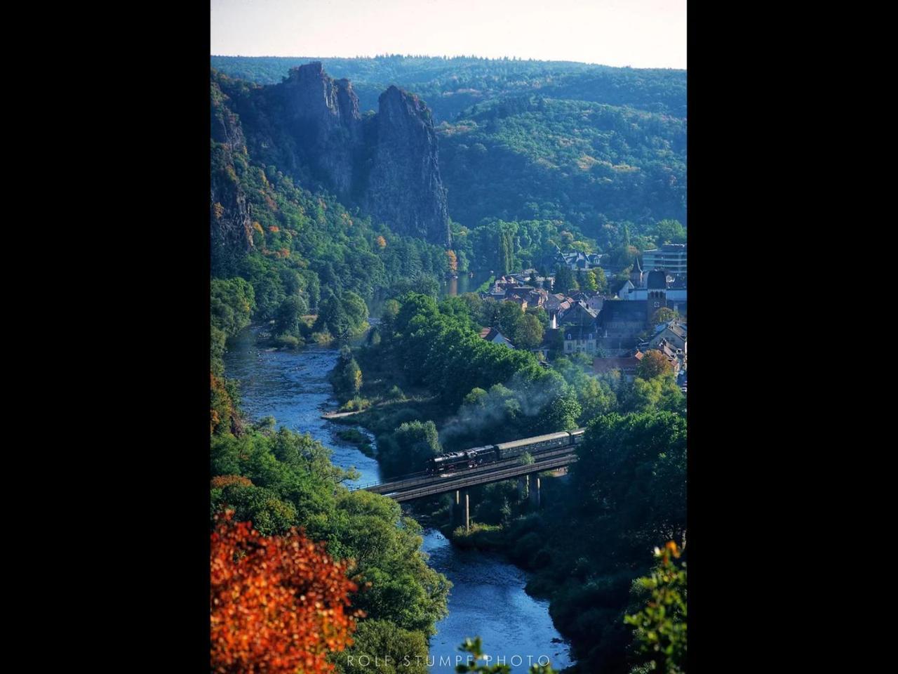 Ferienhaus Am Fluss. Baubiologisch Renoviert. บาดครอยซ์นาค ภายนอก รูปภาพ